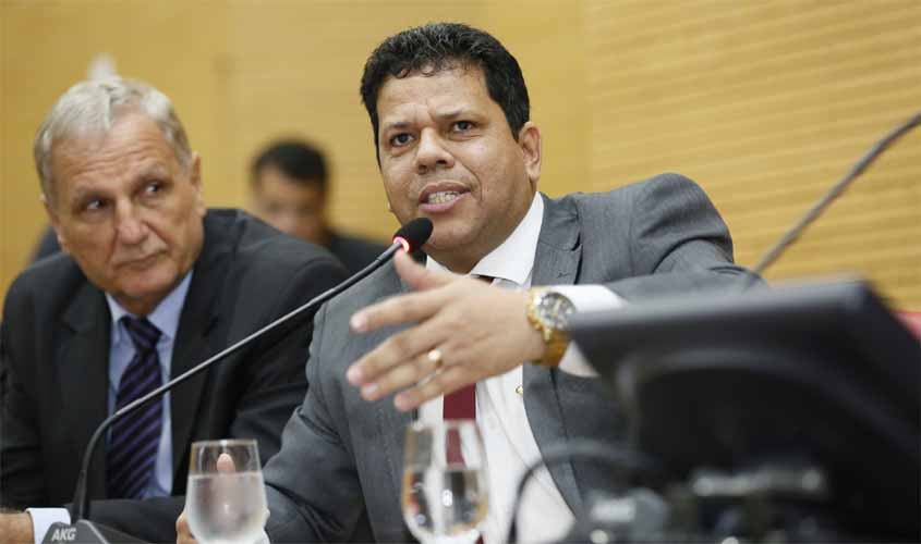 Deputado pede informações do Detran sobre recebimento de jetons