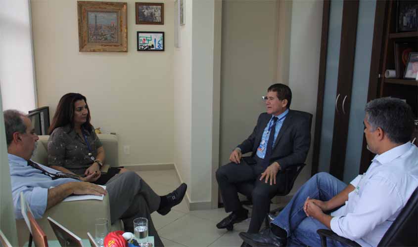 CEF apresenta ao Presidente do TJRO sua nova Superintendente