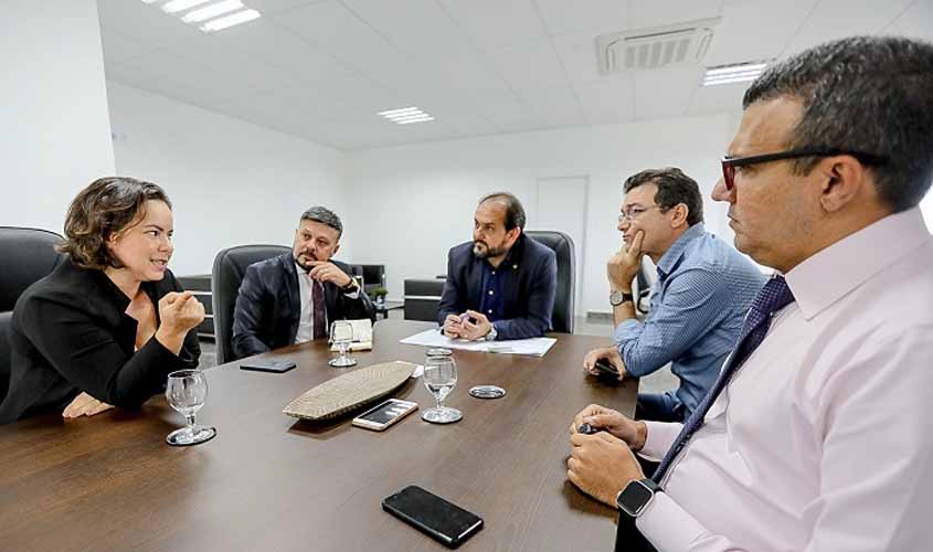 Laerte Gomes defende metas de enfrentamento para evitar a violência contra a mulher