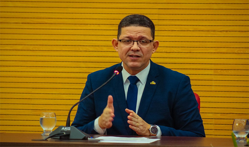 Após discurso de Bolsonaro, governador de RO cede a empresários e abrandará medidas contra o coronavírus
