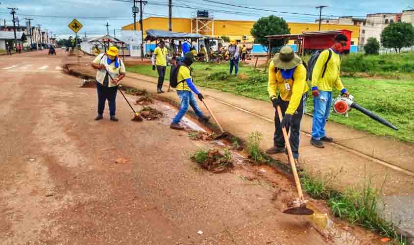 Mutirão é realizado nos residenciais Orgulho do Madeira e Cristal da Calama