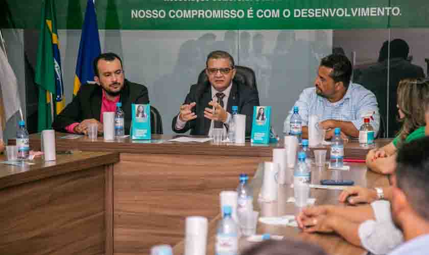 Declare seu Amor firma parcerias com prefeitura e instituições