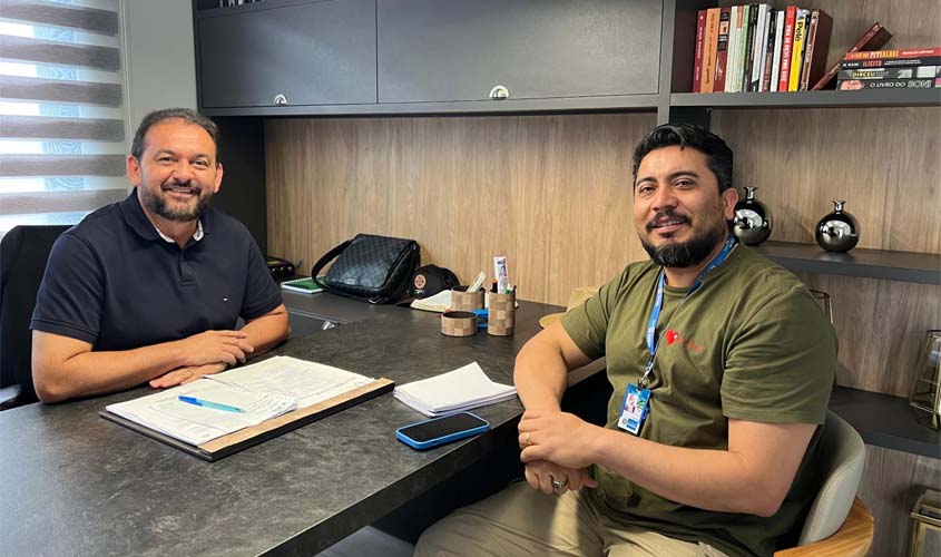 Realização de cirurgias cardíacas em Ji-Paraná é pauta de reunião entre deputado Laerte Gomes e secretário da Sesau