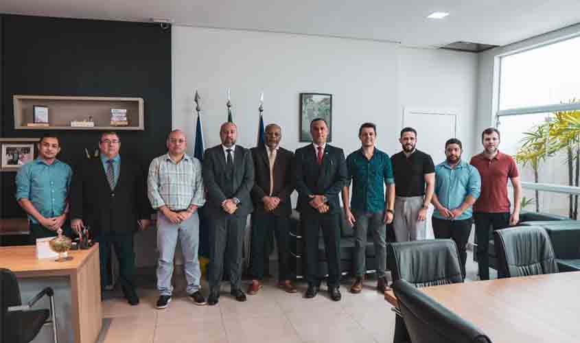 Câmara de Vereadores recebe Associação dos Procuradores Municipais de Rondônia em visita institucional