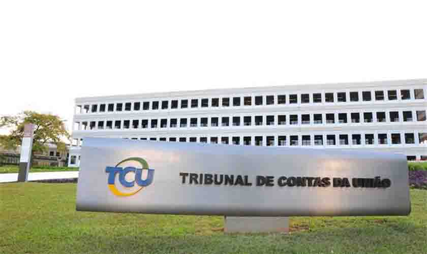 Ministro do TCU suspende compra de kits de robótica pelo FNDE