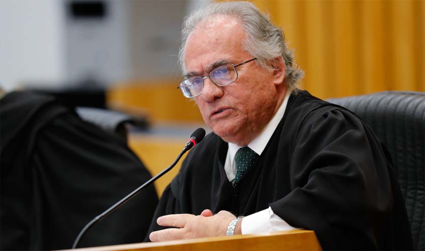 Instalador de linha telefônica consegue reconhecimento de dano existencial por jornada excessiva