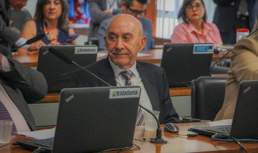 Comissão de Constituição e Justiça votará PEC de Confúcio Moura que define a educação como vetor do progresso do país