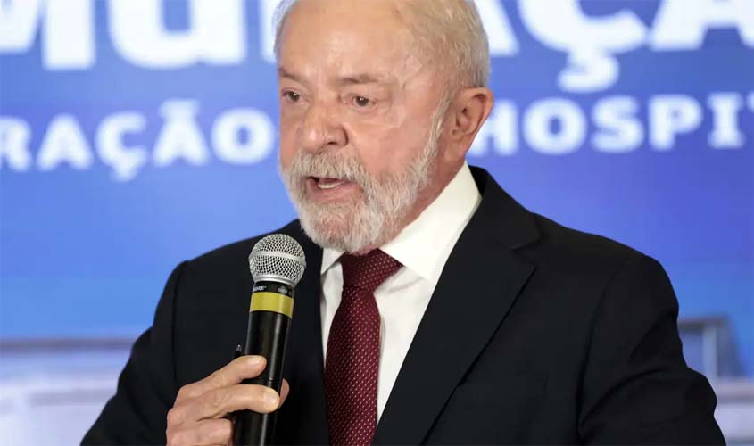 Tratamento de Lula começa após remoção de lesão