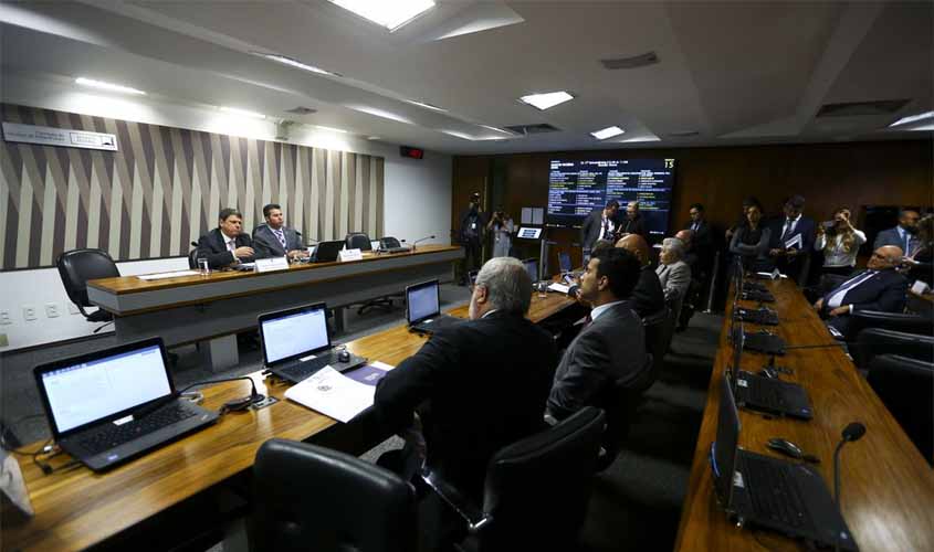 Negociação com caminhoneiros está melhor que o esperado, diz ministro