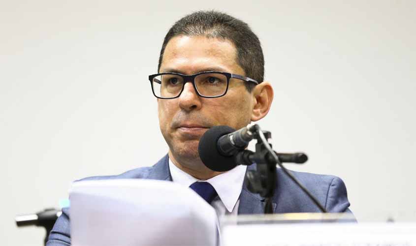 Comissão na Câmara retoma debate do parecer da reforma da Previdência