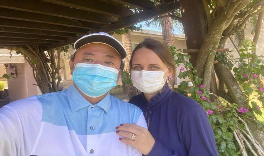 Se recuperando em casa da Covid-19, prefeito explica atendimento a sintomáticos na rede municipal e faz apelo à população