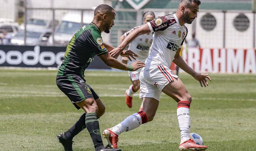 Flamengo tenta retomar o caminho das vitórias diante do América-MG