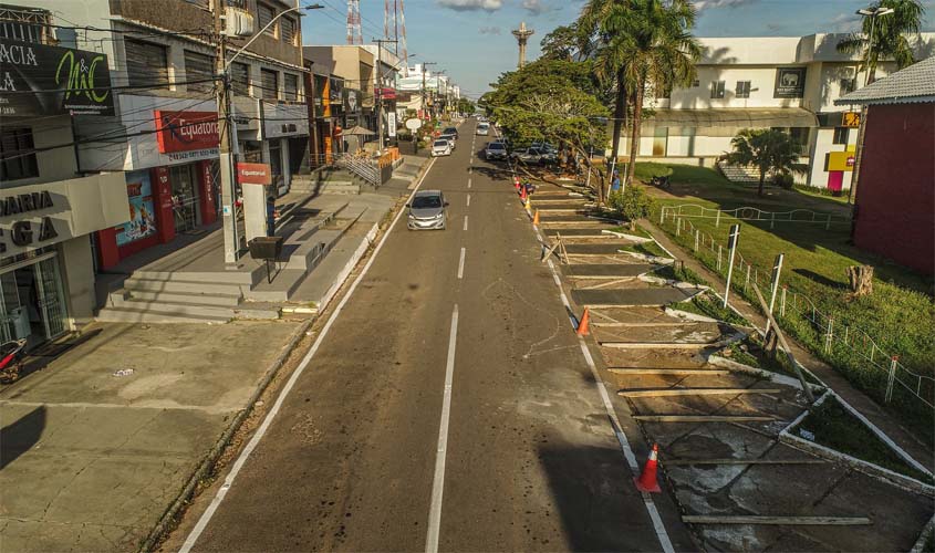 Ji-Paraná trabalha na revitalização de estacionamentos da Marechal Rondon