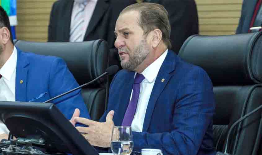 Cirone Deiró busca mais prazo para empresários que aderiram ao Refaz