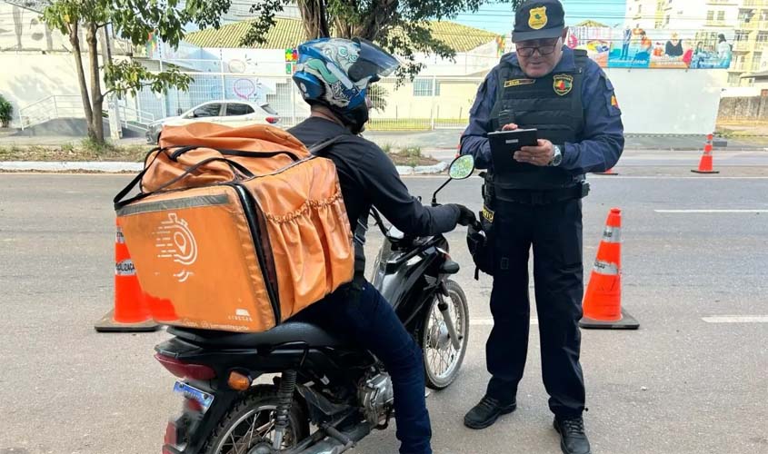 Novas regras para mototaxistas entram em vigor em Rondônia