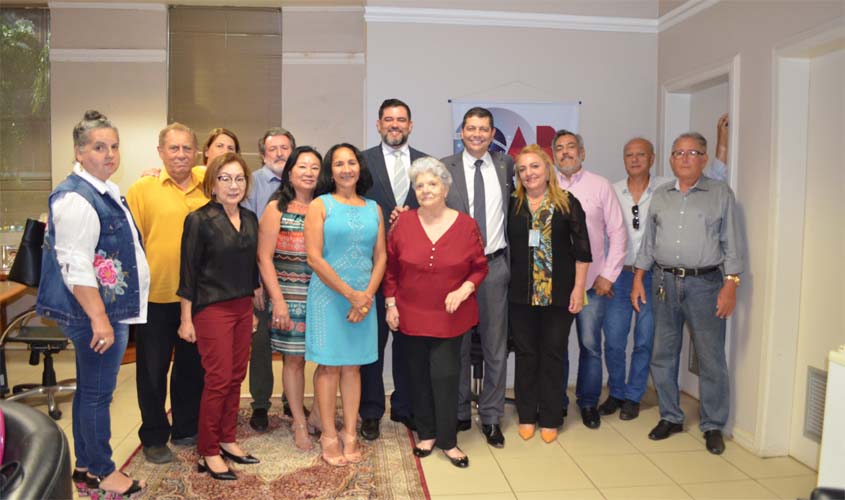 OAB/RO recebe visita de assistentes jurídicos do Estado de Rondônia