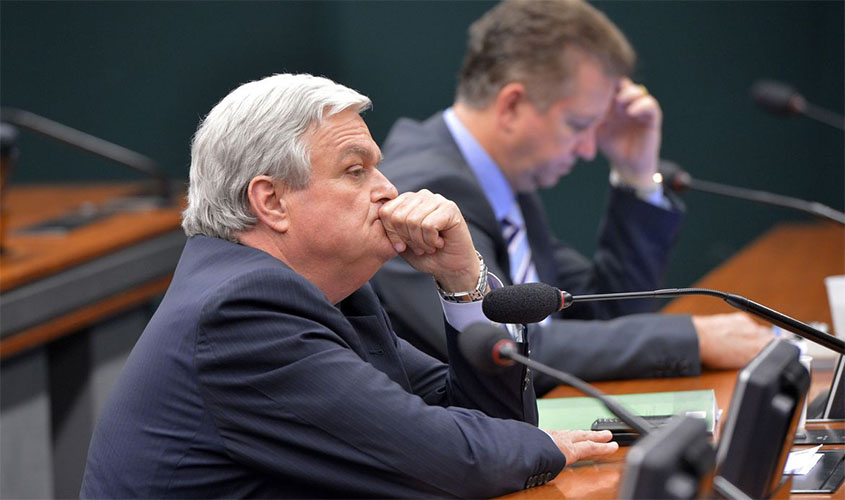 Morre deputado José Mentor, vítima de covid-19