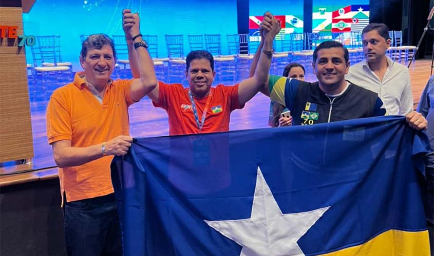 Deputado Jair Montes participa de convenção nacional do Avante em Minas Gerais