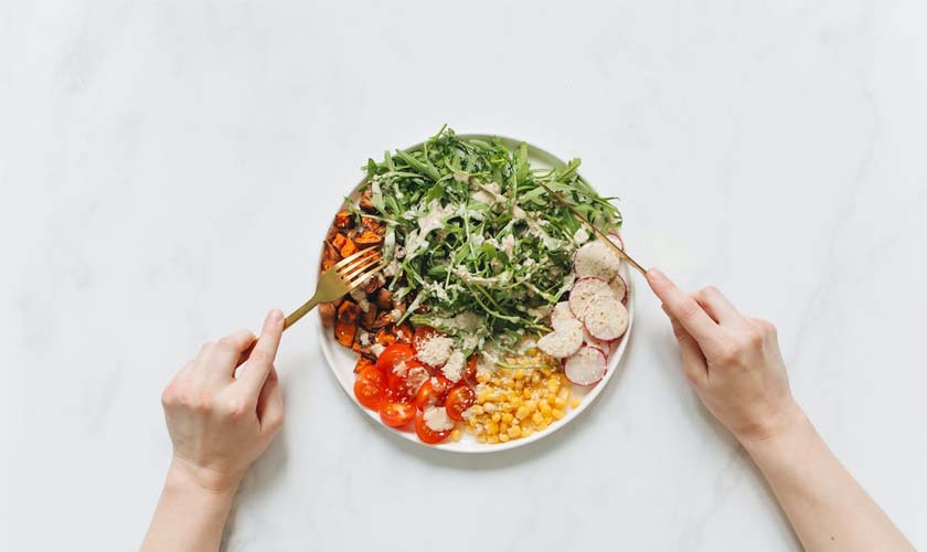 A alimentação é essencial para fortalecer o sistema imunológico