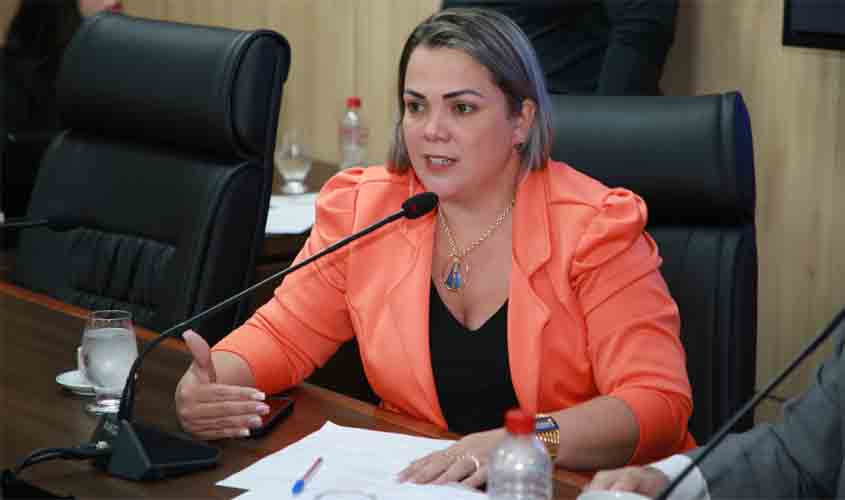 Cláudia de Jesus sugere alteração na cobrança de emolumentos sobre inventários e partilhas