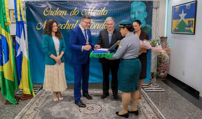 Governo de RO homenageia desembargador do Judiciário com a Medalha Mérito Marechal Rondon