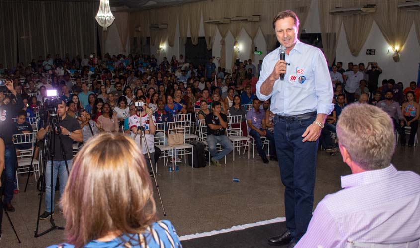 Acir reforça campanha com grande mobilização em Ji-Paraná