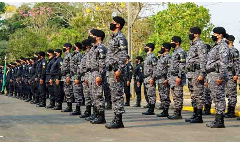 Formatura, entrega de medalhas e homenagens no 4º Batalhão da Polícia Militar marcam Dia do Soldado