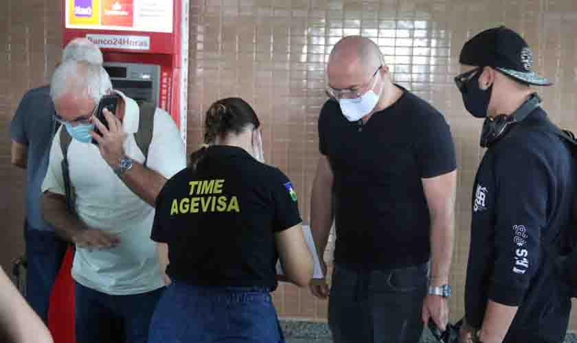 Governo de Rondônia realiza 'Operação Delta' no aeroporto de Porto Velho para detectar possíveis casos da nova cepa