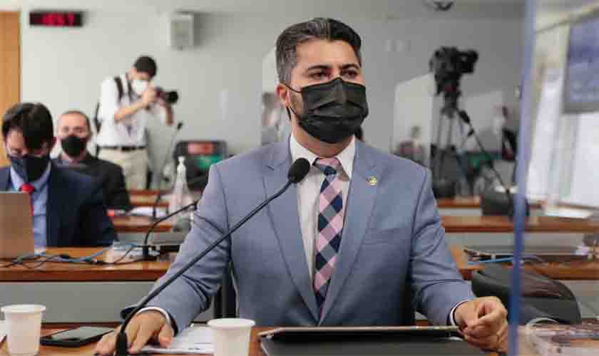 Após provocação de Marcos Rogério, presidente da CPI restabelece acesso à documentos sigilosos