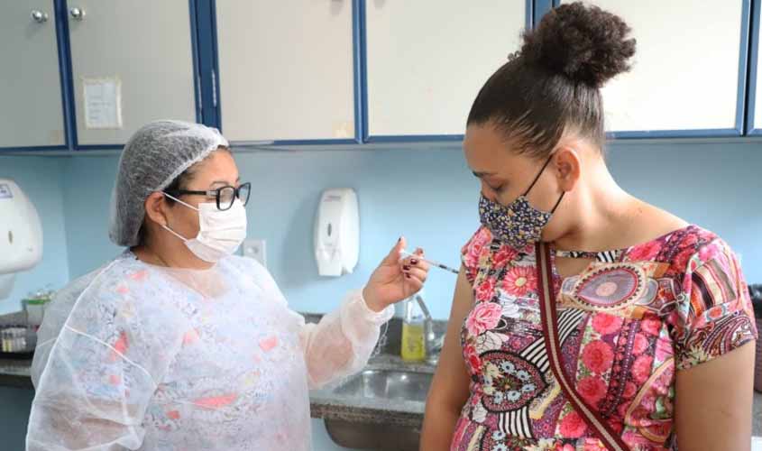 Prefeitura reforça a importância da vacinação em gestantes durante o pré-natal