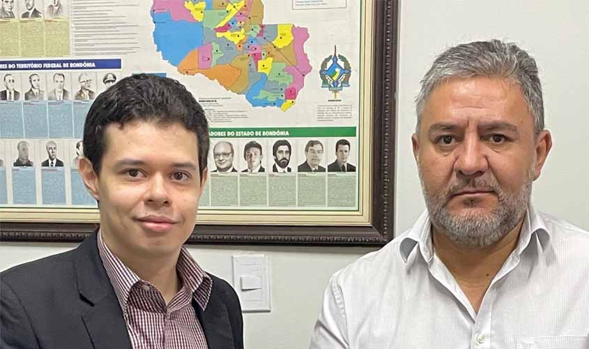 Fogaça recebe especialista em Direito do Trânsito e tem agenda esta noite em Porto Velho e Candeias