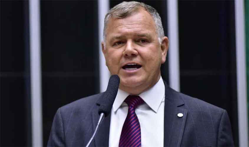 MOSQUINI QUER MUDAR CONCEITO DE EXTRATIVISMO PARA BENEFICIAR PEQUENOS PRODUTORES RURAIS     