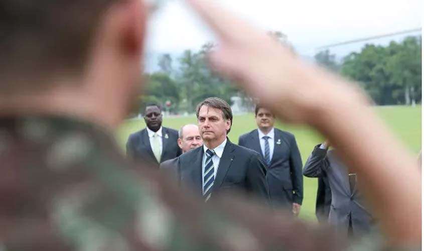 Um golpe “dentro das quatro linhas”