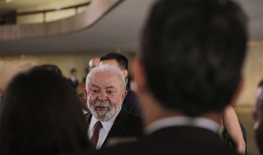 Após cirurgia, Lula vai despachar do Alvorada por 4 semanas