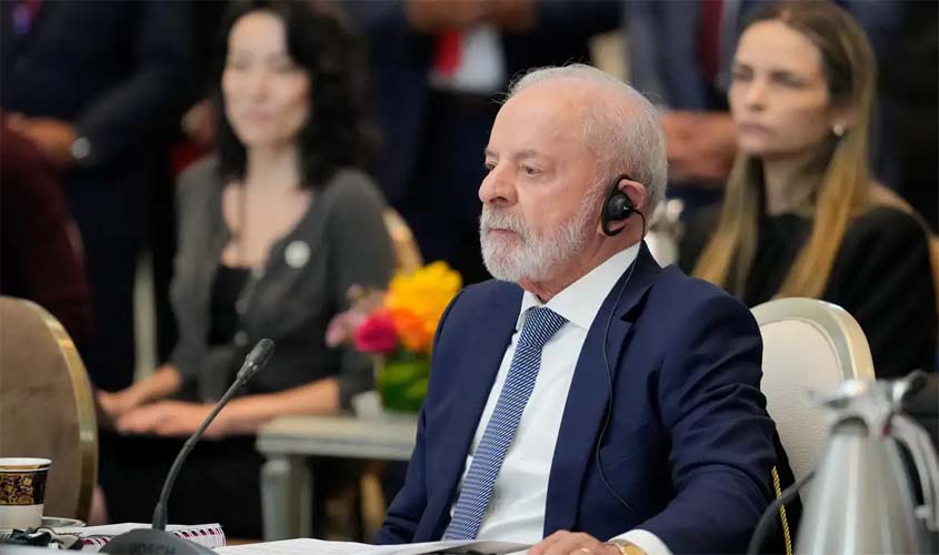 Lula busca acordo com Trump sobre tarifas