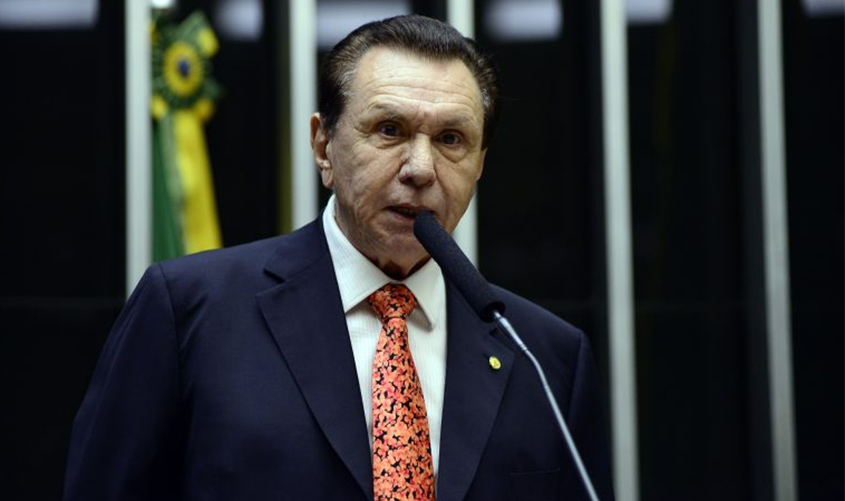 Proposta anula norma da Receita Federal sobre prêmios pagos a empregados