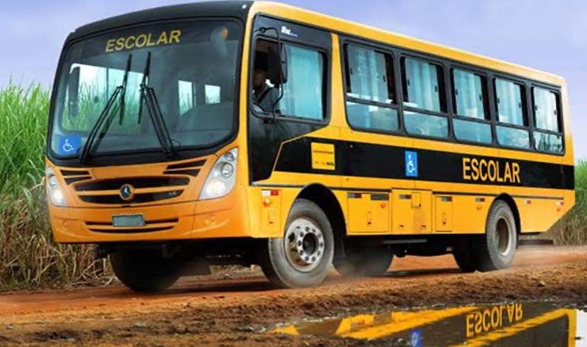 Prefeitura compra 140 ônibus e diz que transporte escolar estará resolvido a partir de 2020