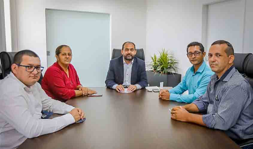 Laerte Gomes parabeniza vereadores eleitos de Cacaulândia e confirma recurso para investimentos no município