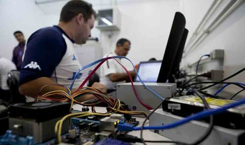 MEC autoriza abertura de 28 mil vagas em cursos técnicos no País