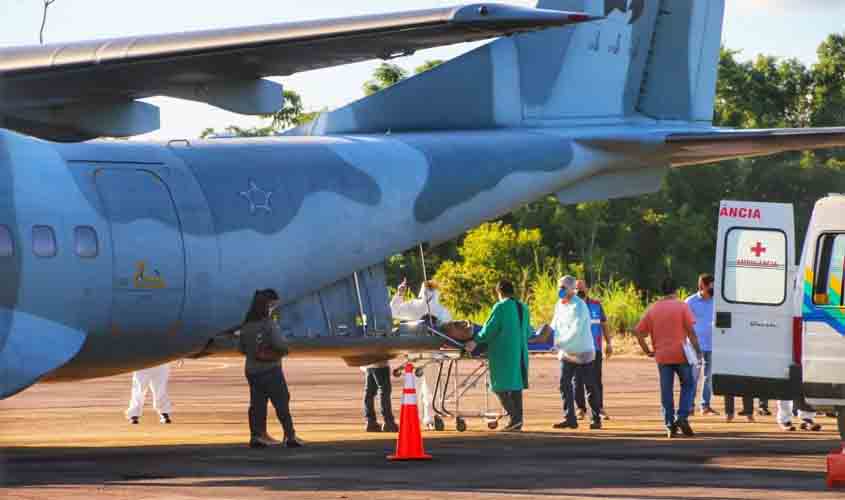 Governo de Rondônia transfere 15 pacientes com Covid-19 para hospitais de Curitiba