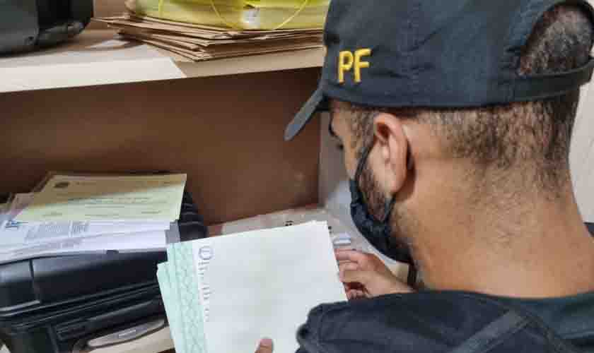 PF deflagra operação para apurar falsificação de diplomas de cursos universitários