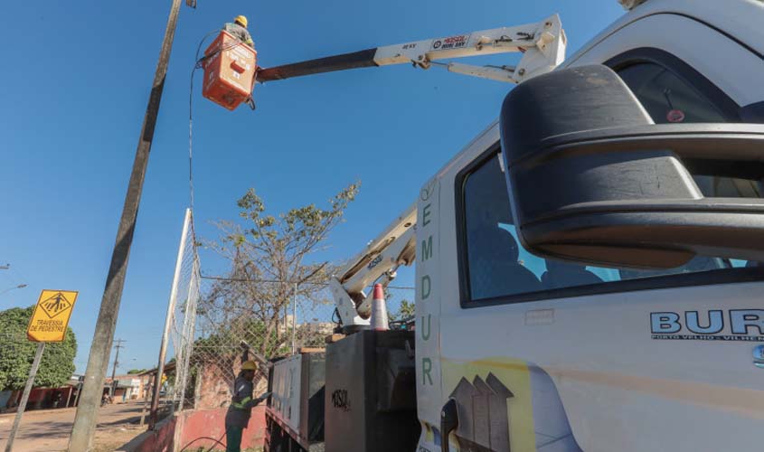 Período chuvoso atrasa serviços de iluminação pública