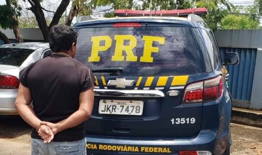 Em Porto Velho, PRF flagra motorista com habilitação falsa