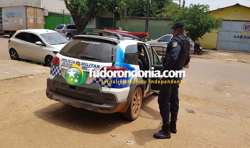 Homem ameaça cortar pescoço da mulher e  acaba recebendo banho de água quente