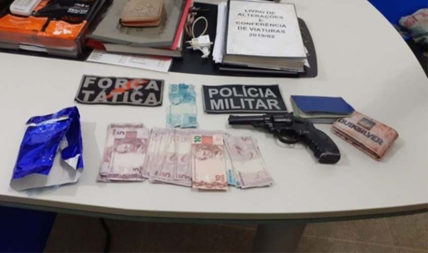 Dupla é presa com dinheiro falso em Machadinho do Oeste