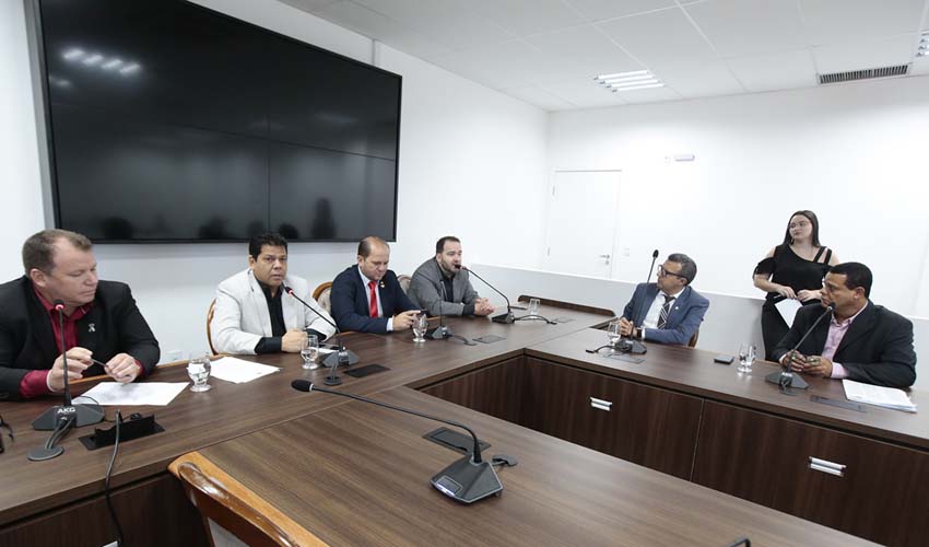 Situação falimentar da Caerd preocupa deputados estaduais