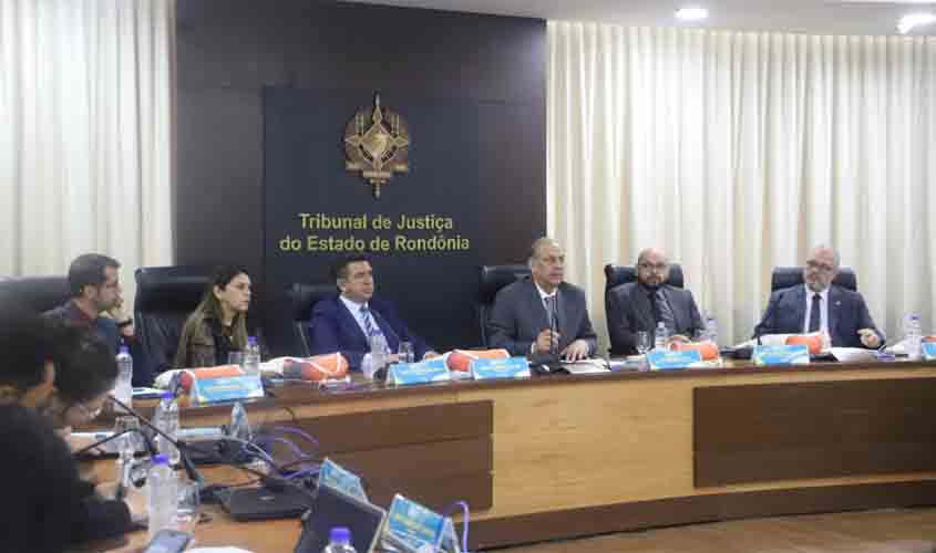 Evolução do sistema prisional e implementação de políticas públicas à integração nacional são discutidas em Porto Velho