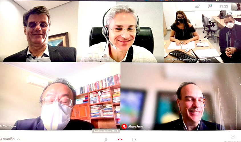 Presidente do TJRO participa de reunião com representantes da Ameron