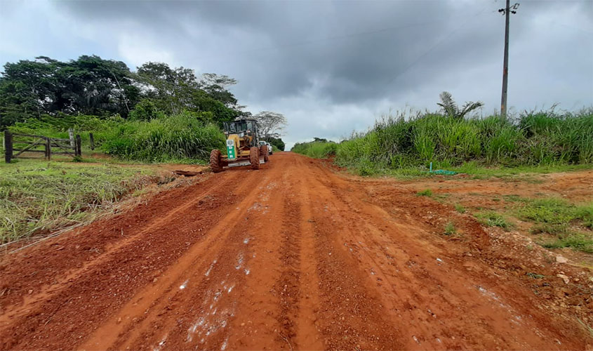DER realiza serviço emergencial de manutenção nas rodovias 470 e 010