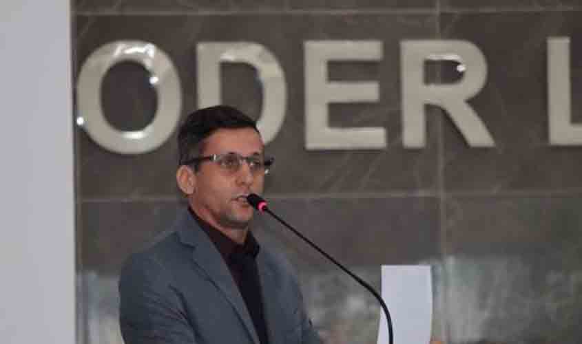 Prefeitura sanciona lei de Sargento Damassa, que prevê multa para quem fraudar vacinação contra covid-19